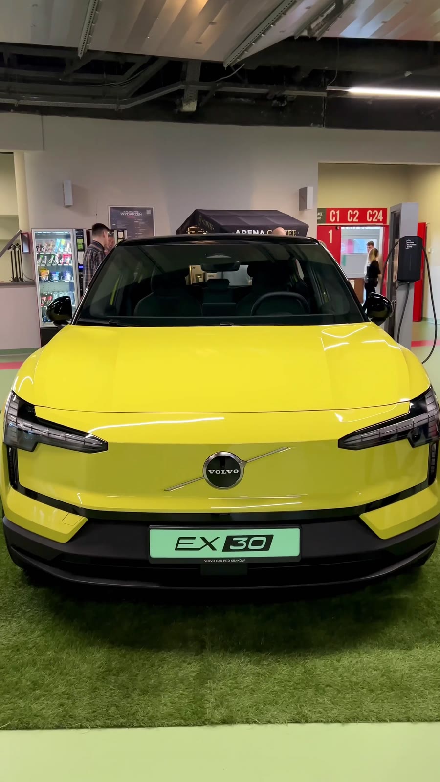 Volvo EX30